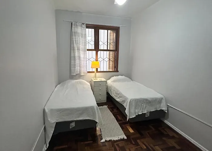 Espaçoso Perto Da Redenção * Porto Alegre